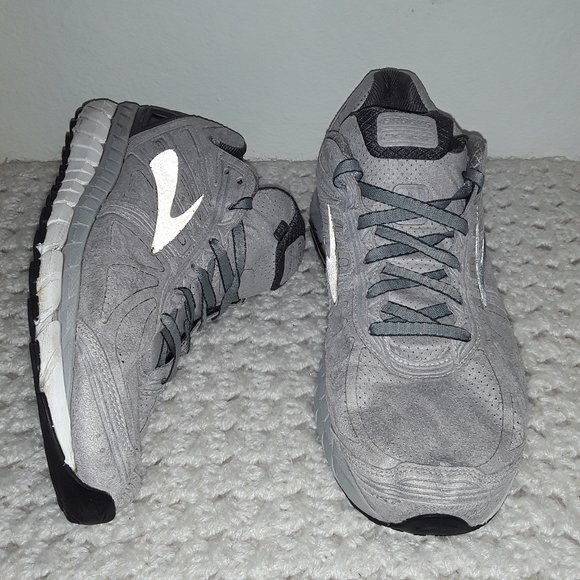 brooks beast 16 mens